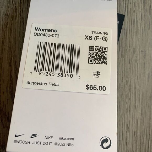 Nike woman’s training sport bra dri fit high support - Picture 3 of 4